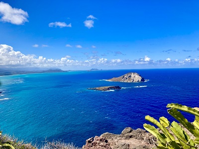 オアフ島の最東端「マカプウトレイル」とパワースポット「ペレの椅子
