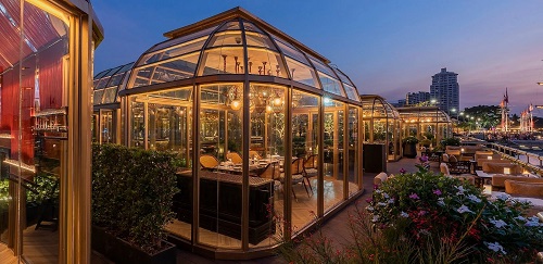 the-crystal-grill-house-1.jpg