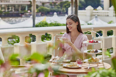 The Peninsula Afternoon Tea 02 (resized).jpg