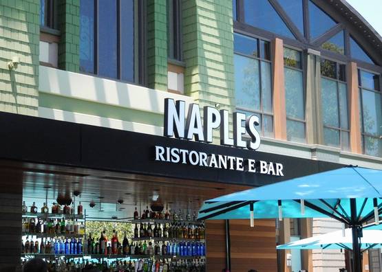 La発 ディズニーランド周辺でイタリア料理なら Naples Ristorante E Bar ネイプルズ リストランテ エ バール スタッフブログ たびらば 旅ｌｏｖｅｒ 海外旅行情報サイト