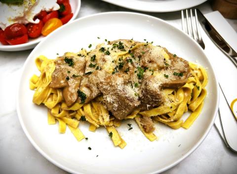 La Piazza パスタ.JPG