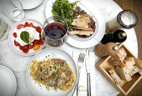 La Piazza table食事3.JPG